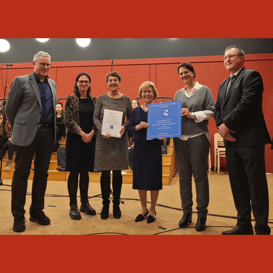 Hand in Hand zum Wohl der Kinder